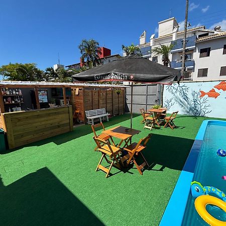 Sea Wolf Hostel - Lagoa Da Conceicao ฟลอเรียนอโปลิส ภายนอก รูปภาพ