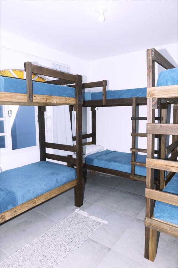 Sea Wolf Hostel - Lagoa Da Conceicao ฟลอเรียนอโปลิส ภายนอก รูปภาพ